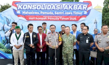 Momentum-Sumpah-Pemuda,-5.000-Mahasiswa-dan-Santri-Gelar-Konsolidasi-Akbar-di-Mapolda-Jatim